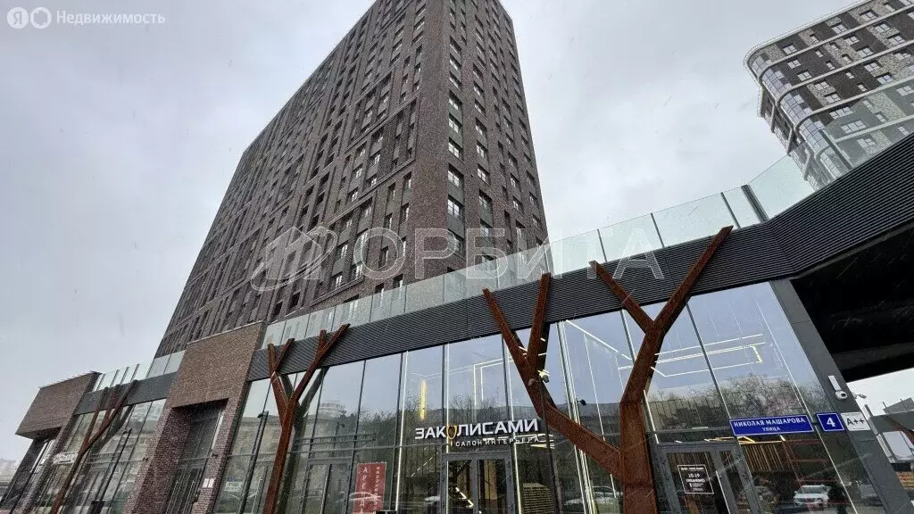 3-комнатная квартира: Тюмень, улица Николая Машарова, 4 (104.9 м) - Фото 0