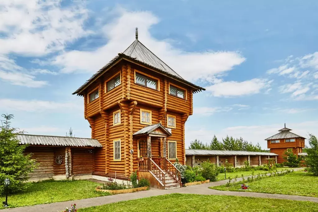 2-к кв. Нижегородская область, с. Дивеево пл. Благовещенская, 1 (91.0 ... - Фото 0