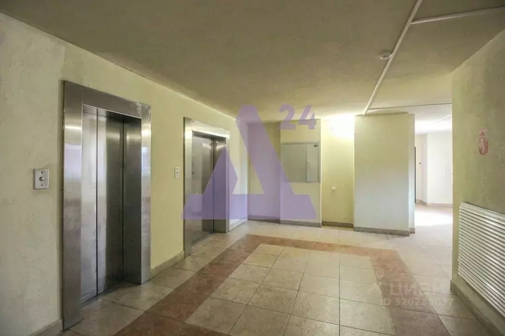 4-к кв. Алтайский край, Барнаул ул. Никитина, 107 (85.2 м) - Фото 0
