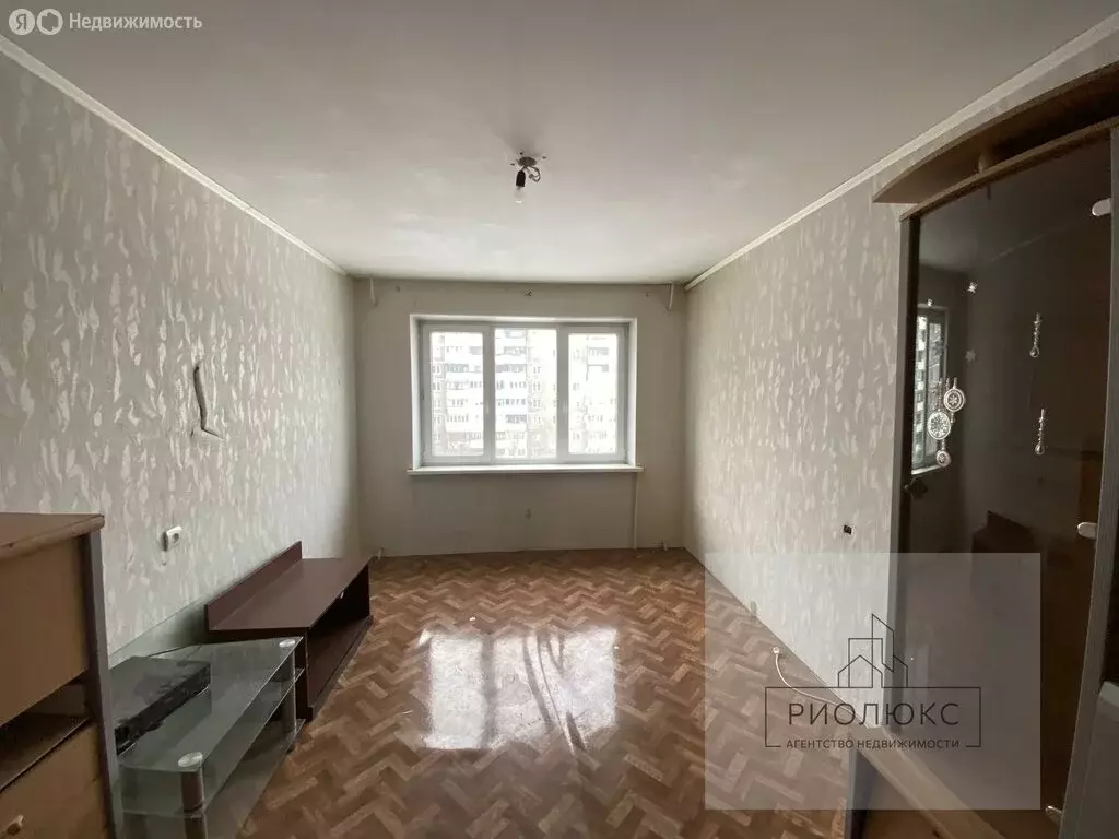 3-комнатная квартира: Магнитогорск, улица Калмыкова, 9 (65 м) - Фото 2