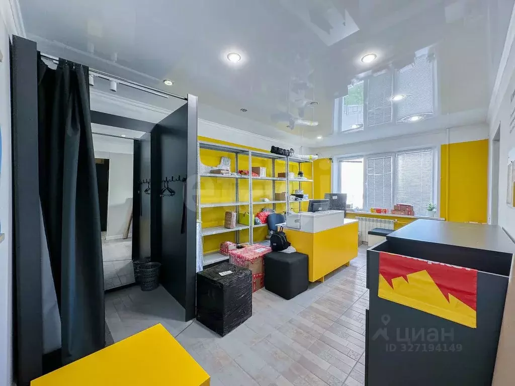 Помещение свободного назначения в Мордовия, Саранск ул. Тани Бибиной, ... - Фото 1