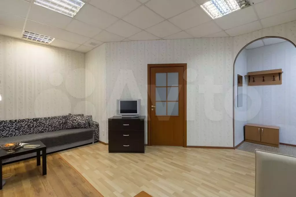 1-к. квартира, 40 м, 1/5 эт. - Фото 1