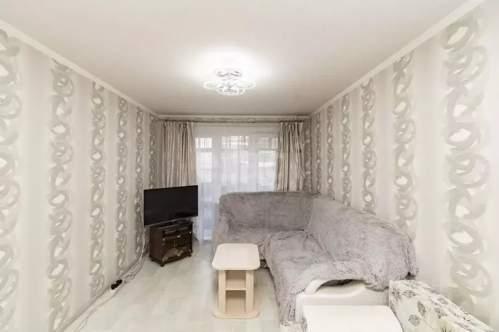 1-к кв. Тюменская область, Тюмень ул. Энергетиков, 53 (34.5 м) - Фото 0