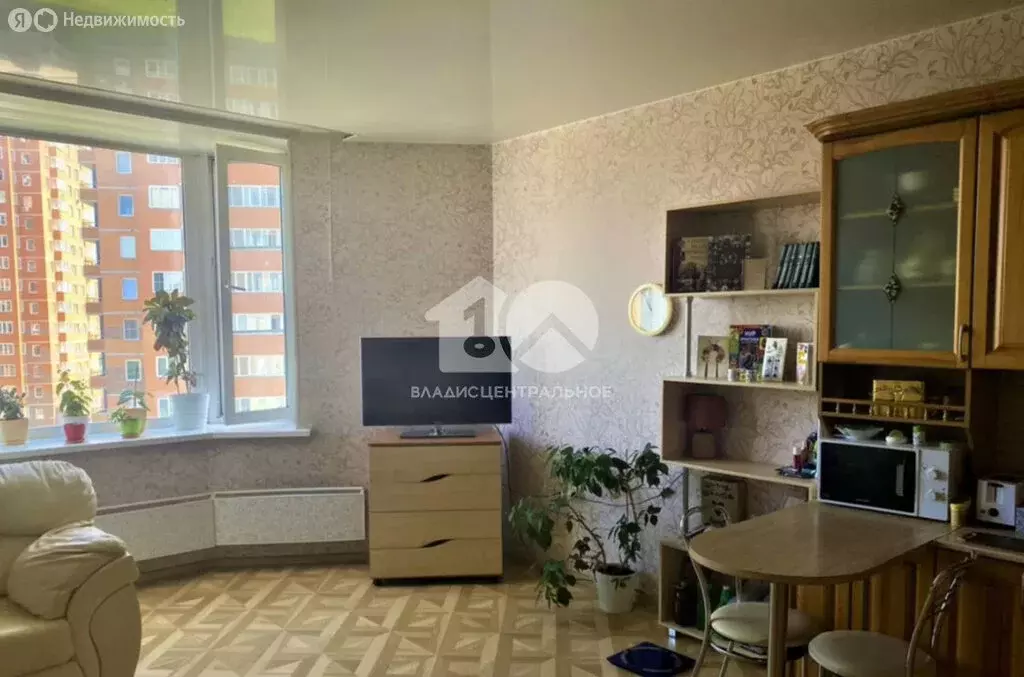 2-комнатная квартира: Бердск, улица Карла Маркса, 2Б (56.6 м) - Фото 1