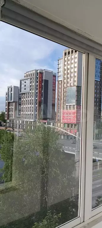 1-к. квартира, 52 м, 4/6 эт. - Фото 0