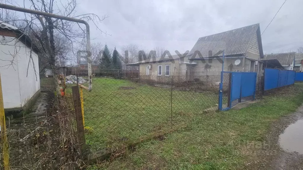 Участок в Адыгея, Майкоп городской округ, Гавердовский хут., Озерное ... - Фото 1