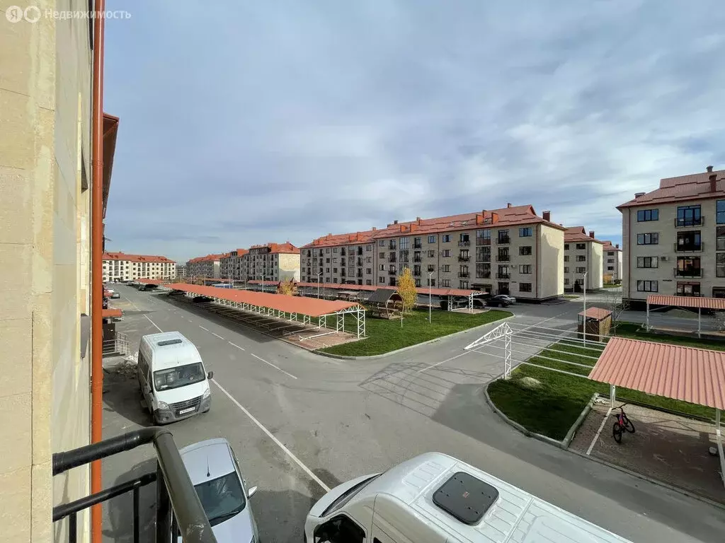 3-комнатная квартира: Нальчик, улица Шогенова, 55к49 (91 м) - Фото 1