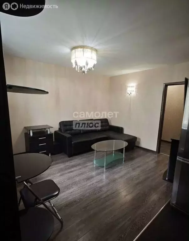 3-комнатная квартира: Дзержинский, улица Ленина, 25 (56.4 м) - Фото 1