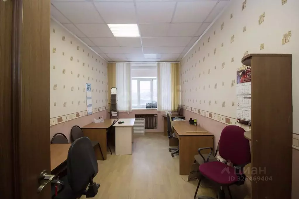 Офис в Калужская область, Калуга ш. Грабцевское, 75 (337 м) - Фото 1