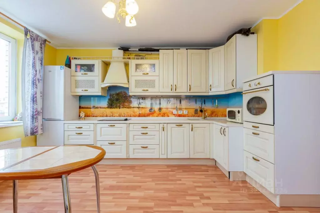 3-к кв. Свердловская область, Екатеринбург ул. Индустрии, 104 (96.6 м) - Фото 1