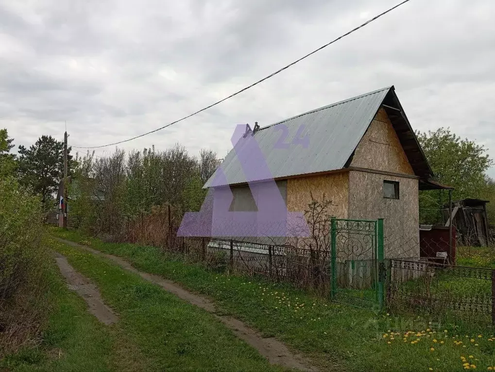 Дом в Алтайский край, Павловский район, Транспортник СТ 66 (15 м) - Фото 1