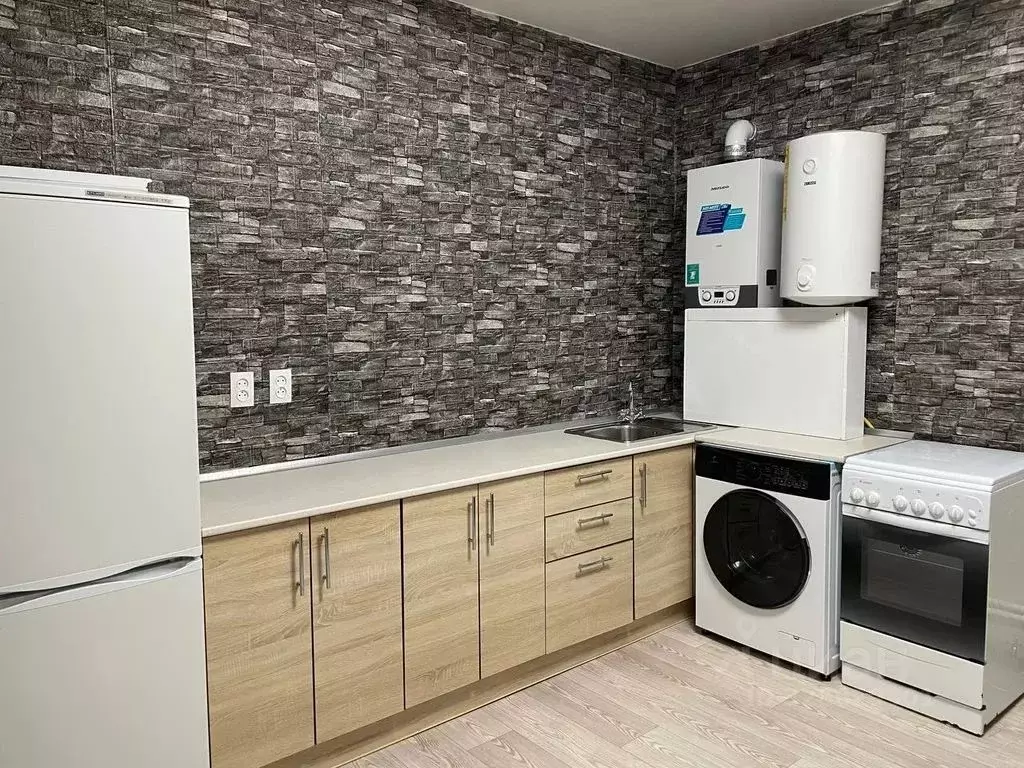 Дом в Калмыкия, Элиста ул. Имени А.Э. Тачиева, 19 (90 м) - Фото 2