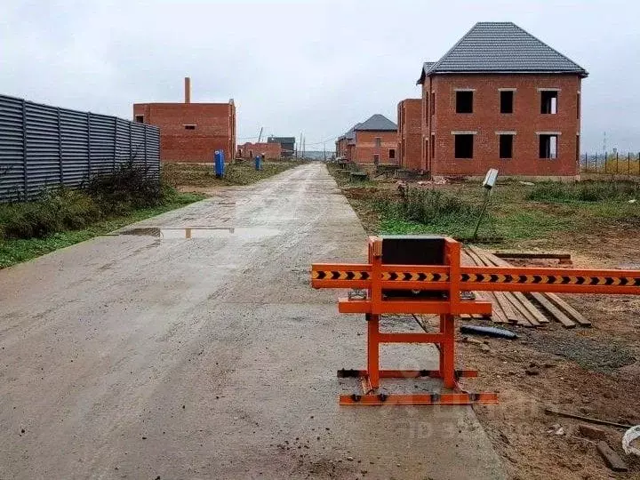 Участок в Московская область, Истра муниципальный округ, д. Манихино  ... - Фото 1