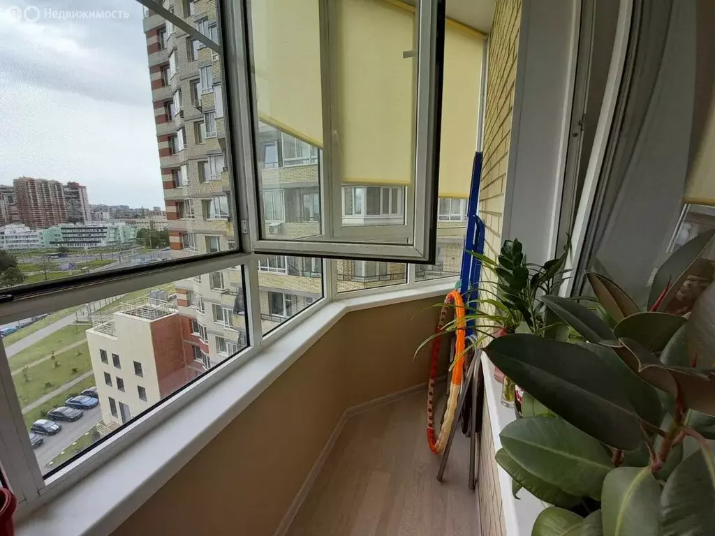 Квартира-студия: Санкт-Петербург, улица Орджоникидзе, 52 (29.9 м) - Фото 1