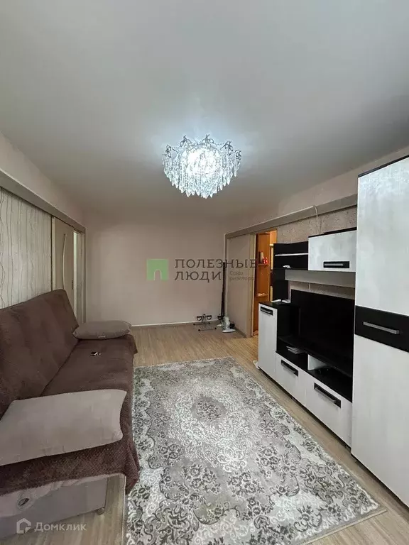 Продаётся 4-к квартира, 59.2 м - Фото 1