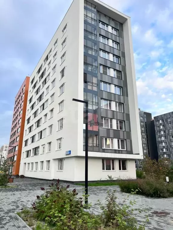 3-к кв. Свердловская область, Екатеринбург ул. Академика Ландау, 47/3 ... - Фото 0
