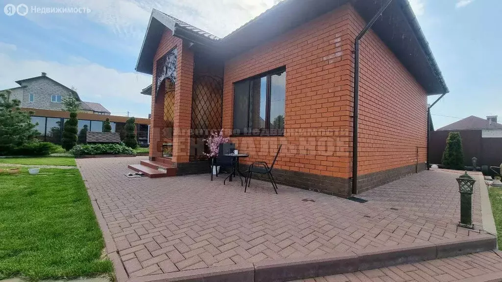 Дом в Смоленский муниципальный округ, деревня Быльники, Московская ... - Фото 2