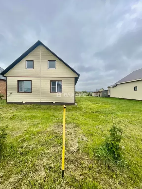 Дом в Алтайский край, Бийский район, с. Первомайское  (80 м) - Фото 0