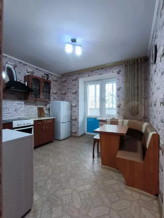 5-к. квартира, 40 м, 2/5 эт. - Фото 0