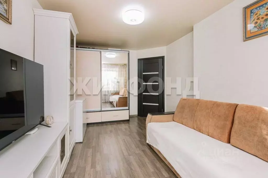 2-к кв. Новосибирская область, Новосибирск Новогодняя ул., 7 (40.2 м) - Фото 1