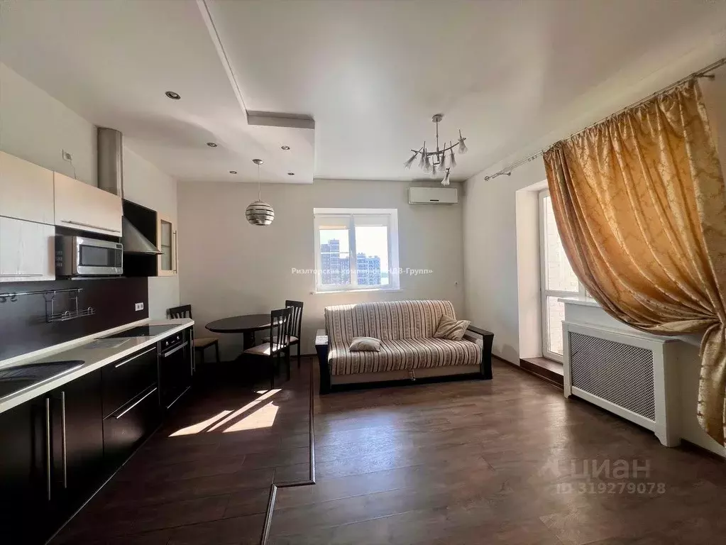 2-к кв. Хабаровский край, Хабаровск ул. Истомина, 22А (64.0 м) - Фото 0