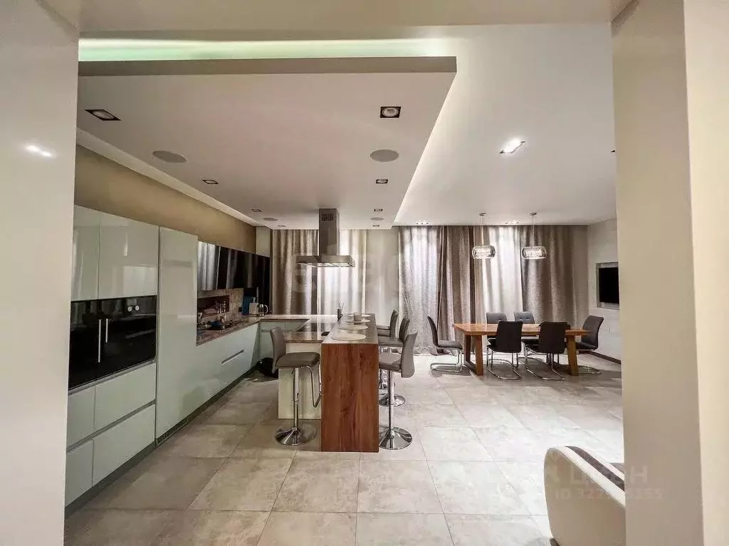 4-к кв. Новосибирская область, Новосибирск ул. Державина, 77/1 (240.0 ... - Фото 1