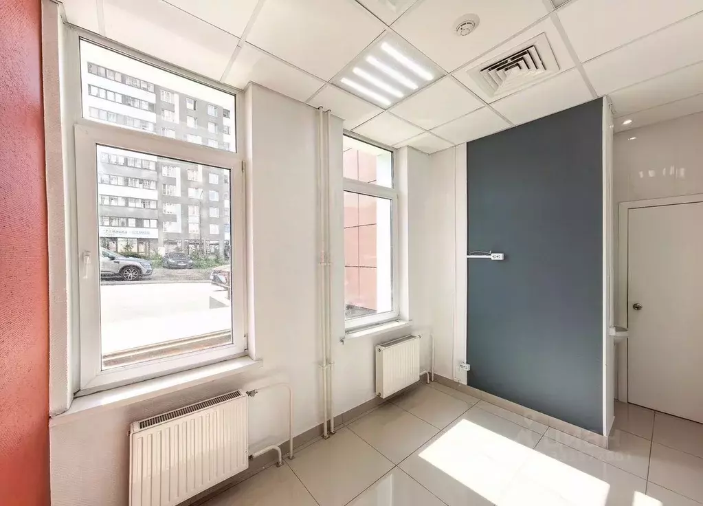 Офис в Свердловская область, Екатеринбург ул. Краснолесья, 74 (19 м) - Фото 1