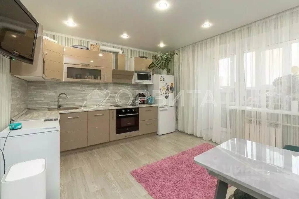 1-к кв. Тюменская область, Тюмень ул. Баумана, 12к1 (43.0 м) - Фото 2