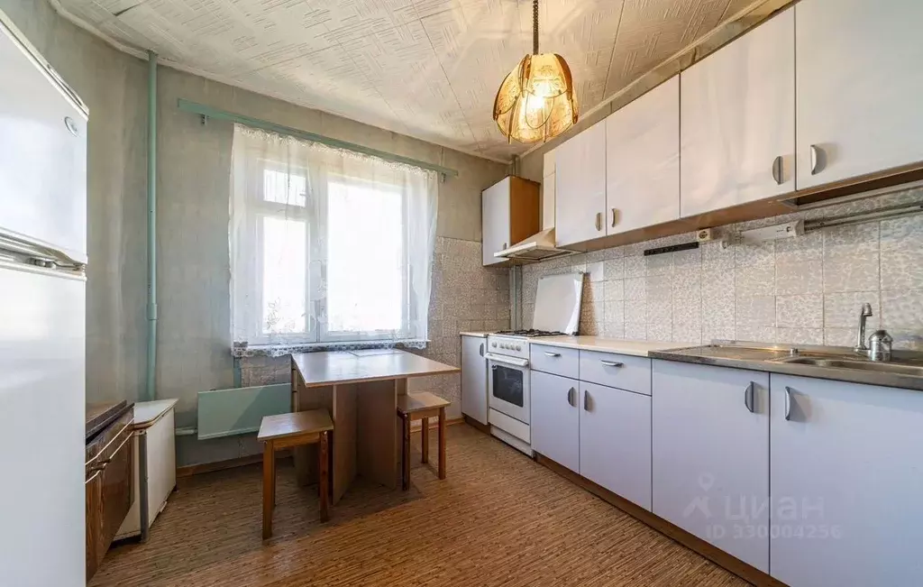 2-к кв. Ленинградская область, Гатчина ул. Авиатриссы Зверевой, 1/8 ... - Фото 1