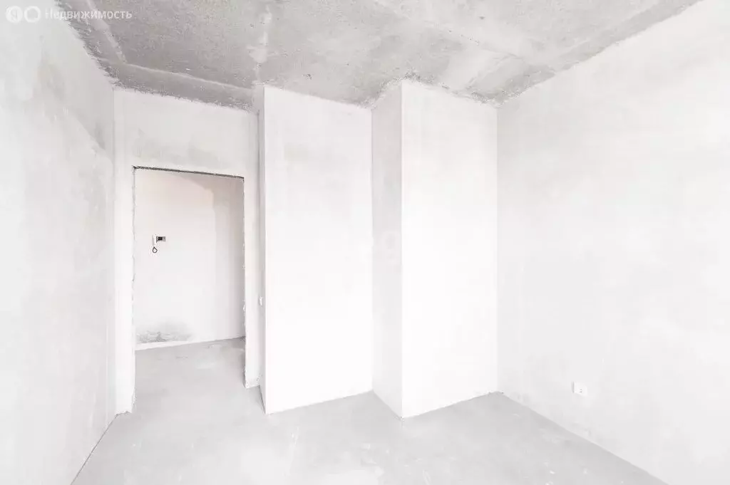 Квартира-студия: Тюмень, Краснооктябрьская улица, 16к1 (18.7 м) - Фото 1
