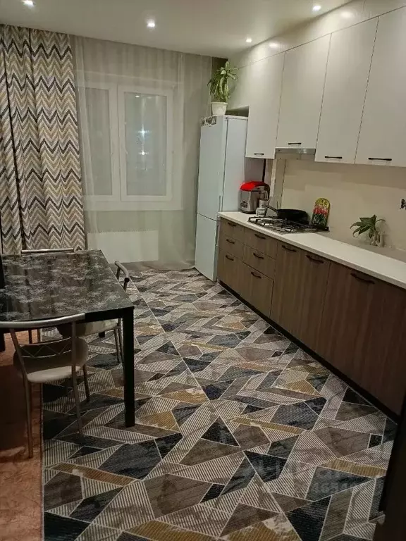 3-к кв. Омская область, Омск проезд 1-й Амурский, 7 (70.0 м) - Фото 1