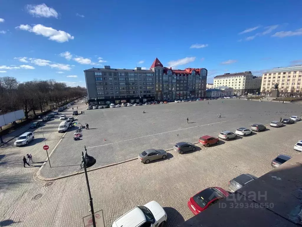 2-к кв. Ленинградская область, Выборг просп. Ленина, 22 (80.0 м) - Фото 1