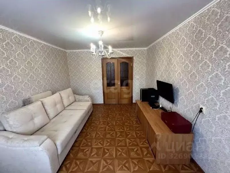 2-к кв. Башкортостан, Стерлитамак Братская ул., 9А (47.7 м) - Фото 1