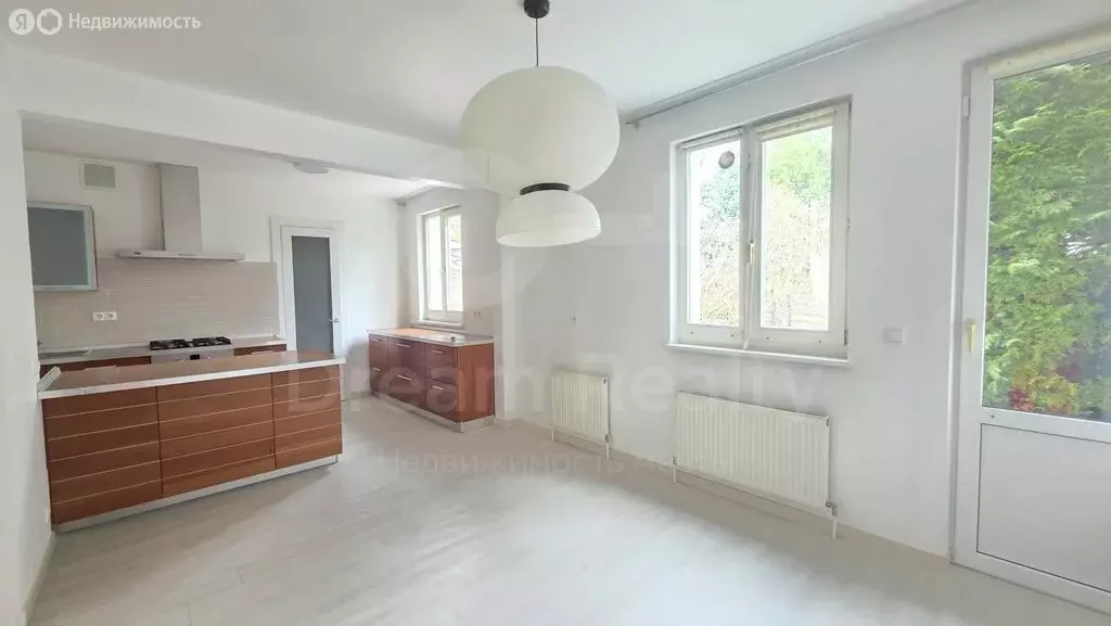 Дом в Одинцово, улица Говорова, 141 (180 м) - Фото 1