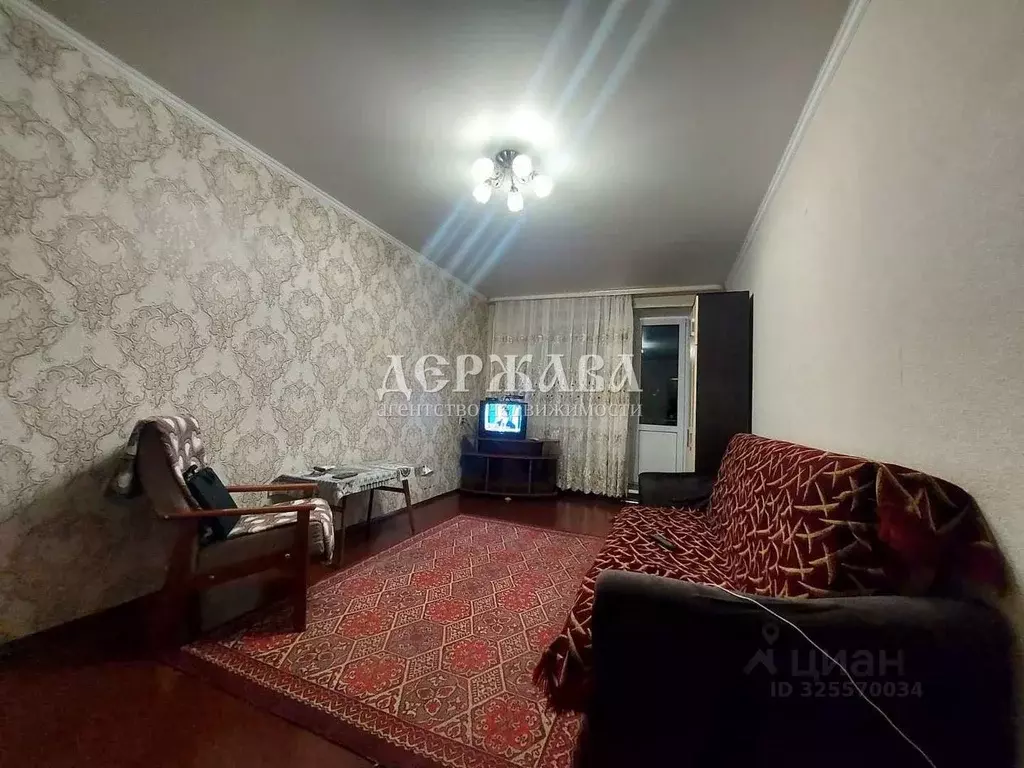 1-к кв. Белгородская область, Старый Оскол Интернациональный мкр, 2 ... - Фото 1