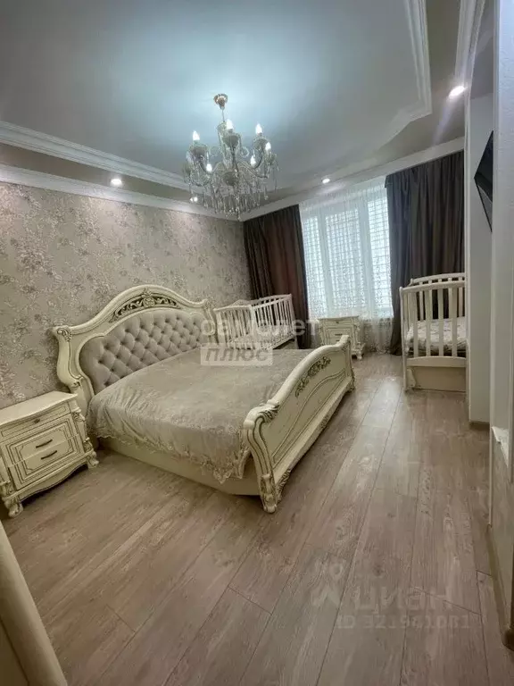 2-к кв. Кабардино-Балкария, Нальчик ул. Шарданова, 50 (75.0 м) - Фото 0
