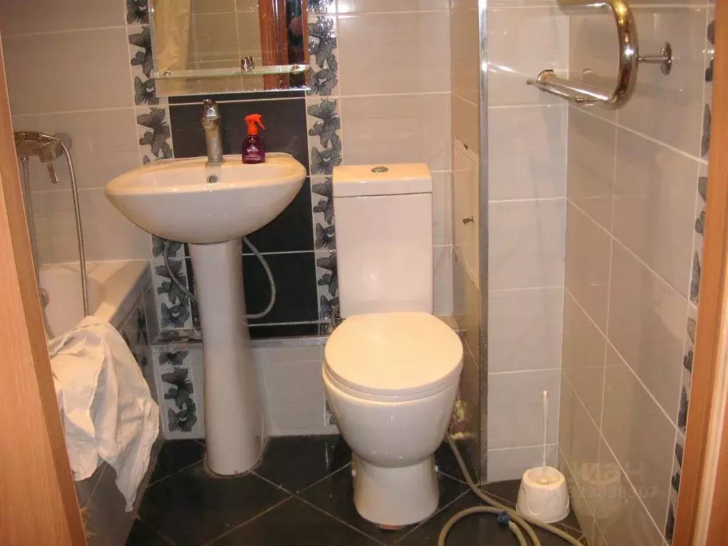 1-к кв. Томская область, Томск ул. Елизаровых, 33 (35.0 м) - Фото 1