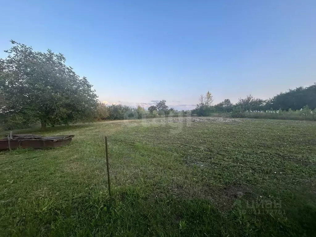 Участок в Белгородская область, Строитель Яковлевский городской округ, ... - Фото 0