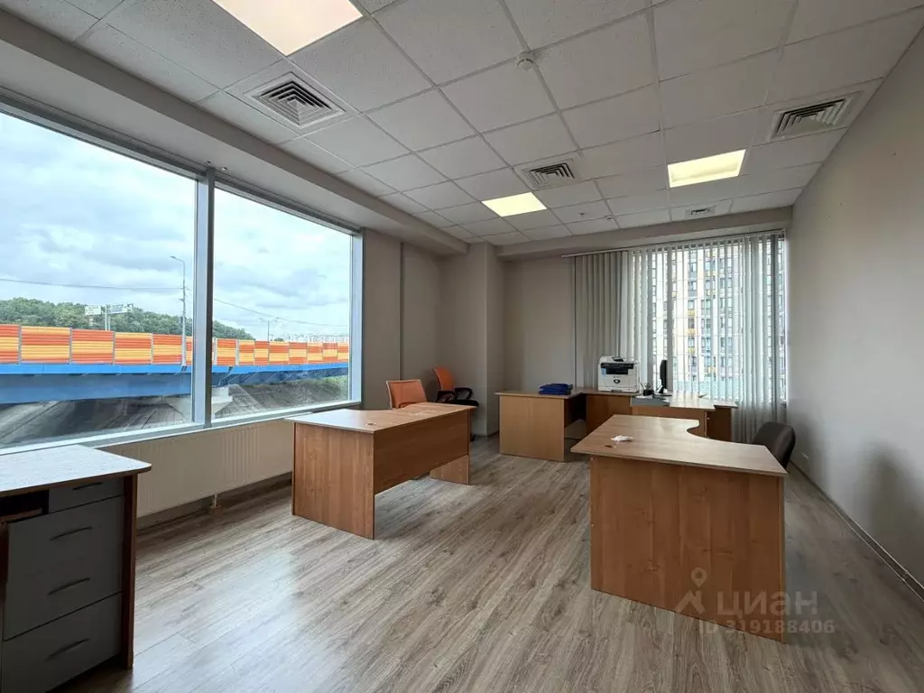 Офис в Московская область, Красногорск Ильинское ш., 1а (41 м) - Фото 1