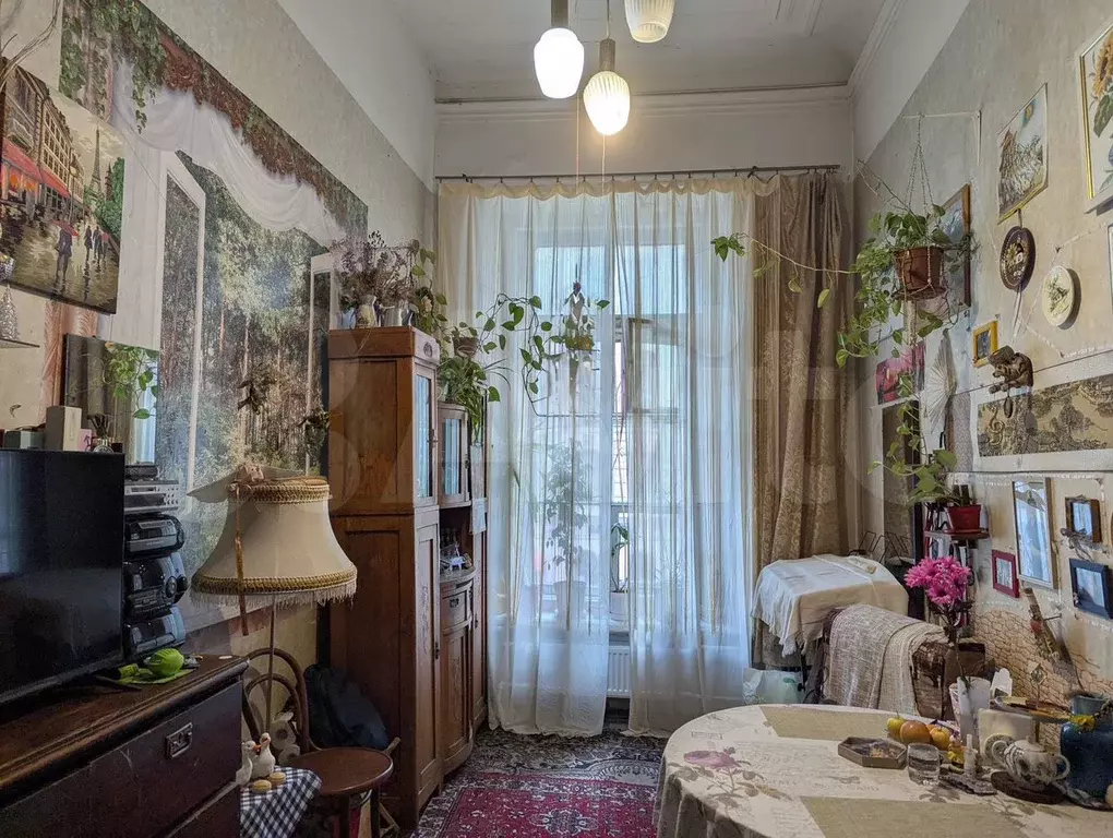 Комната 15 м в 8-к., 2/4 эт. - Фото 1