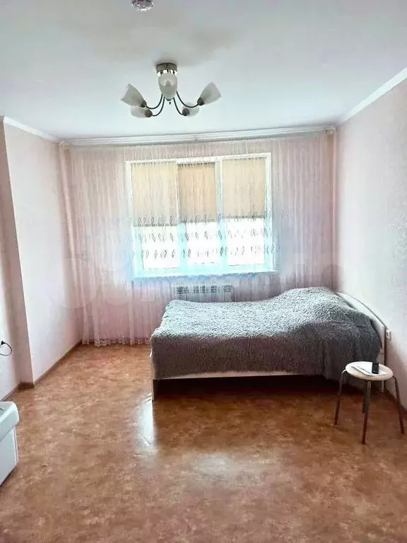 1-к. квартира, 37 м, 4/18 эт. - Фото 0