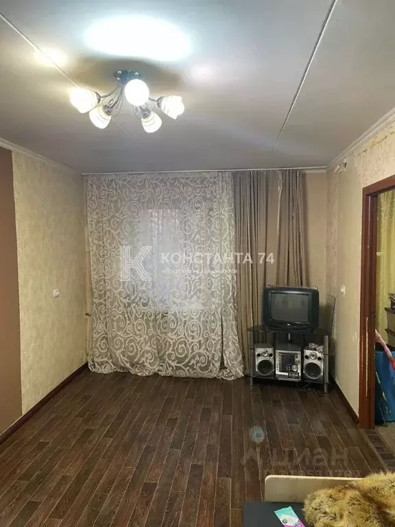 2-к кв. Челябинская область, Челябинск ул. Гагарина, 39 (48.0 м) - Фото 0