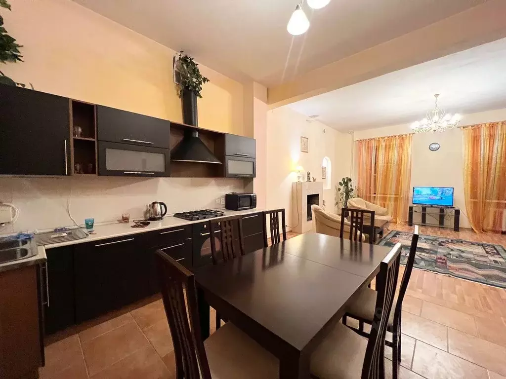 3-к кв. Ярославская область, Ярославль ул. Собинова, 27к2 (107.0 м) - Фото 1