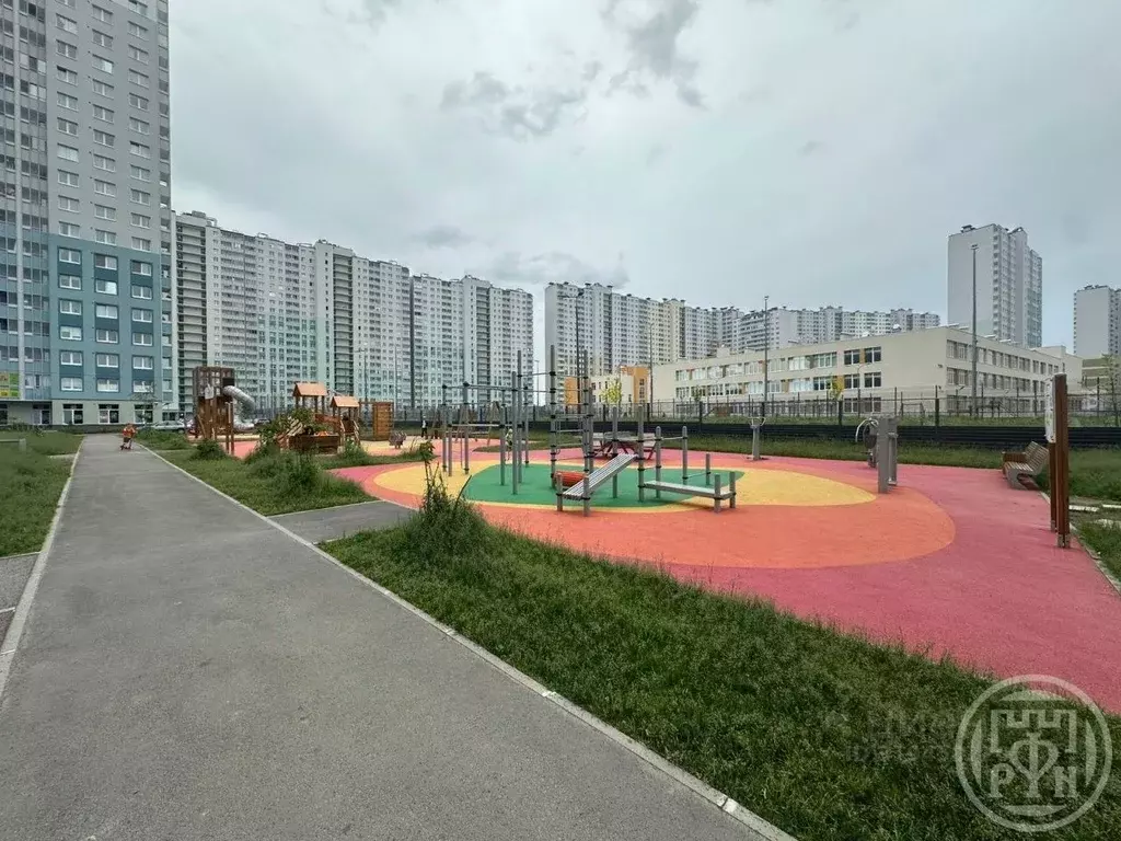 1-к кв. Санкт-Петербург ул. Пахомовская, 22 (33.0 м) - Фото 0