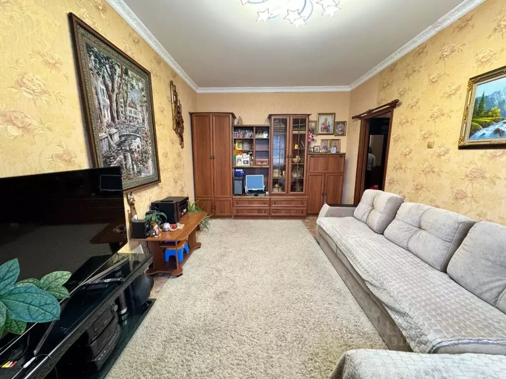 3-к кв. Саха (Якутия), Нерюнгри Тимптонская ул., 7 (70.0 м) - Фото 0