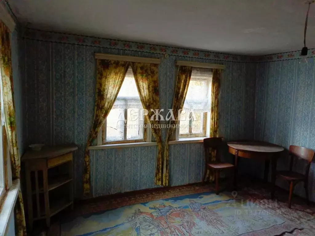 Дом в Курская область, Горшеченский район, Куньевский сельсовет, с. ... - Фото 2