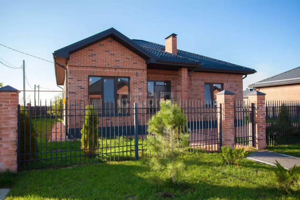 Дом в Краснодарский край, Красноармейский район, Трудобеликовское ... - Фото 1