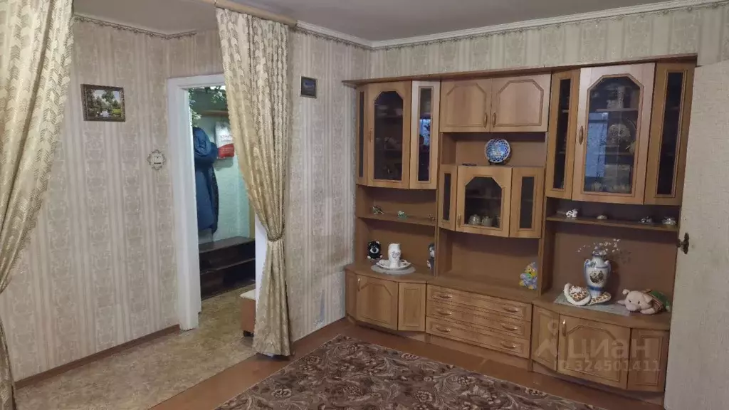 2-к кв. Саратовская область, Саратов пл. Имени Г.К. Орджоникидзе, 9 ... - Фото 1