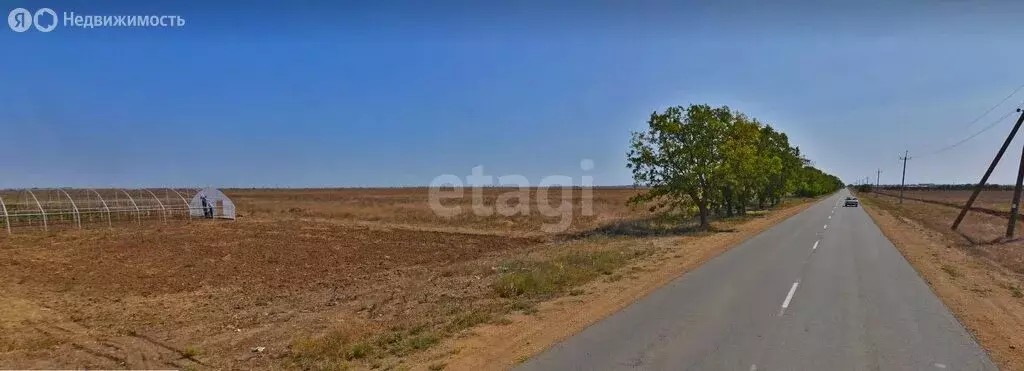 Участок в село Молочное, Садовая улица (692.4 м) - Фото 1