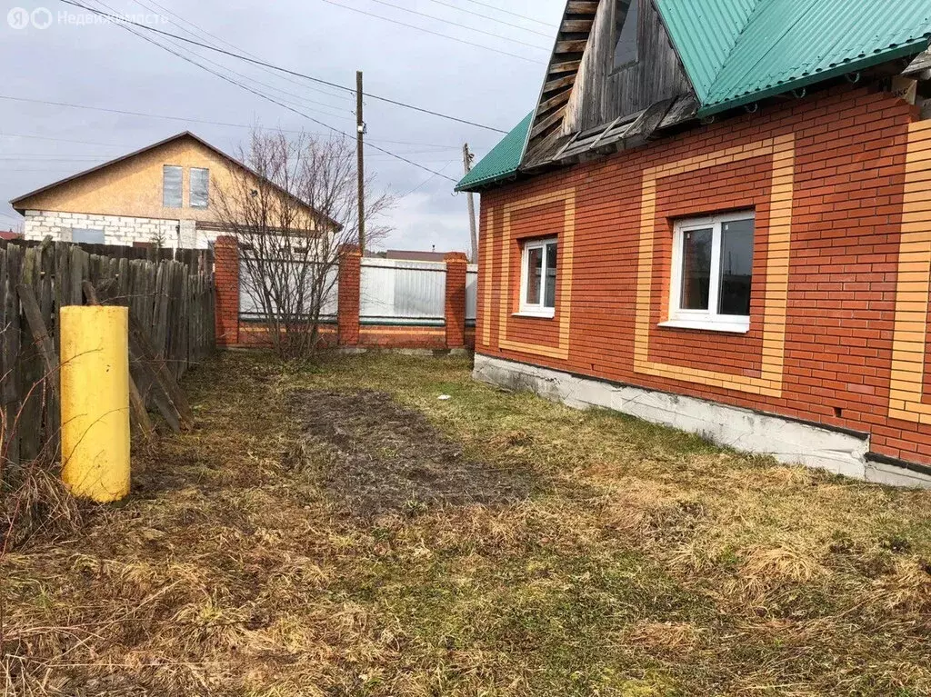 Дом в посёлок Орёл, улица Ленина (255 м) - Фото 0